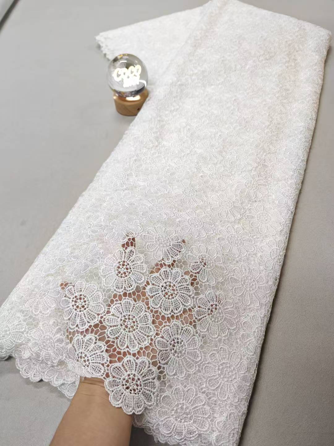 Glitter Tablecloth - قماش دانتيل تول نيجيري أفريقي، قطن