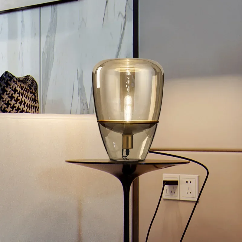 مصباح طاولة زجاجي مصمم تشيكي م - مراجعة Led Balloon Light وسعره